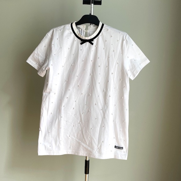 MIU MIU Pearl embellished T Shirt in White Cotton. Italian size 36. - Picture 1 of 5